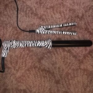 Amika Curling Wand And Travel Flat Iron